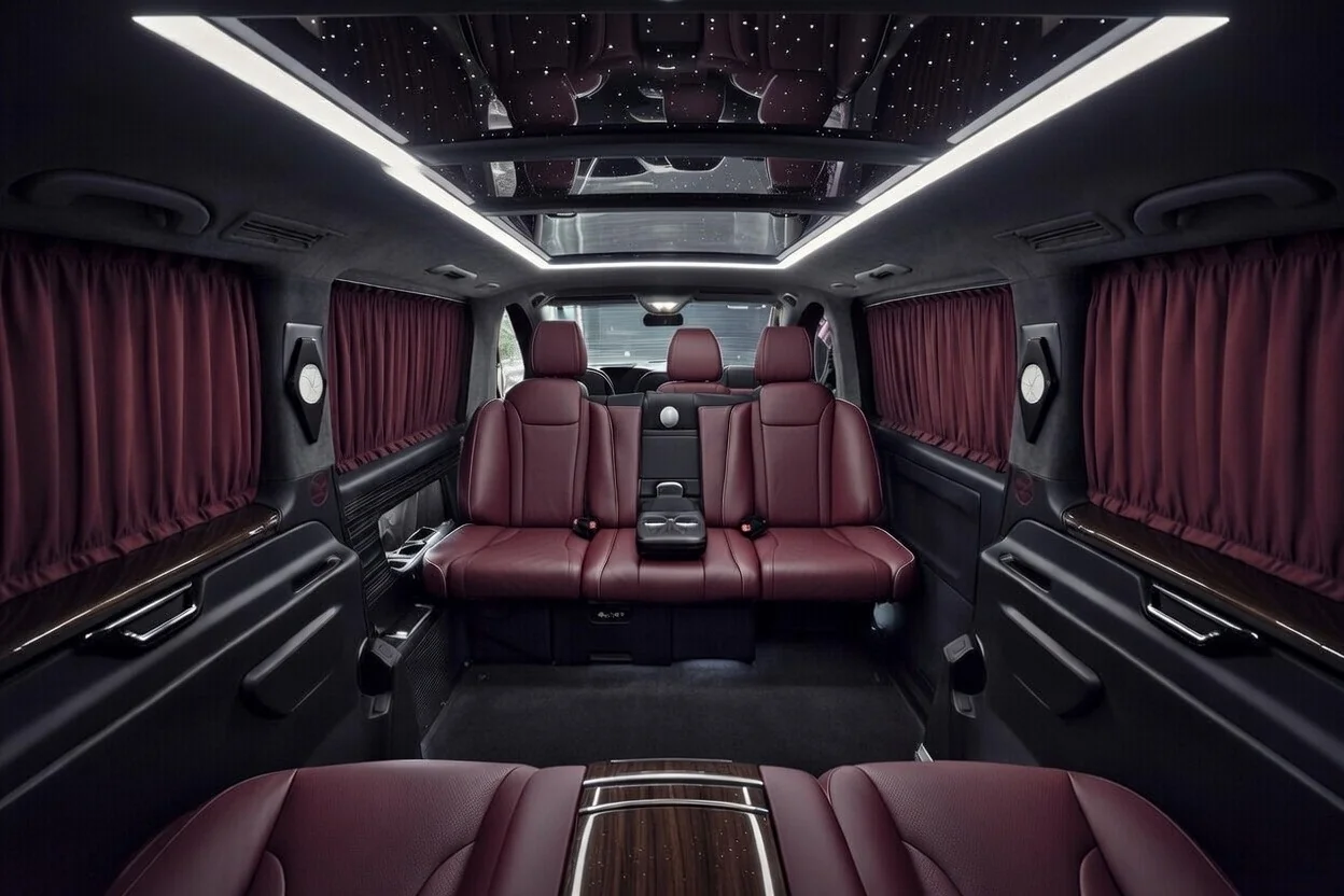 Bordo yıldızlı tavan iç mekan